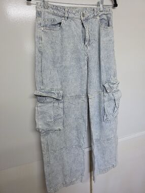 Altar'd State Arula Cargo Wide Leg Jeans Size SmallFaded Wash Out Soft